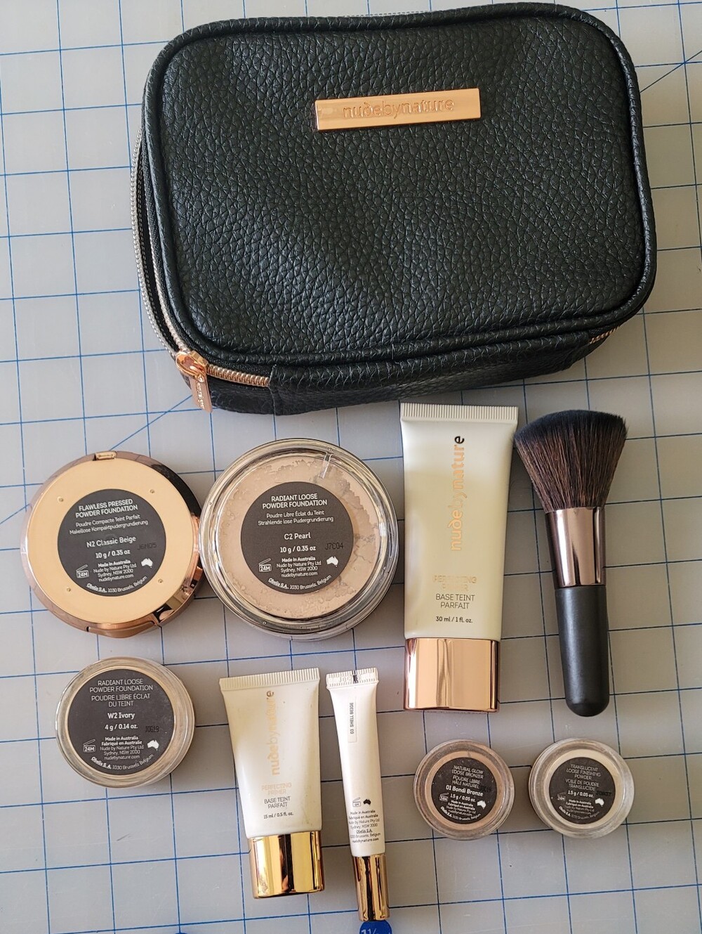 Nude By Nature Foundation Kit FAIR/ MEDIUM